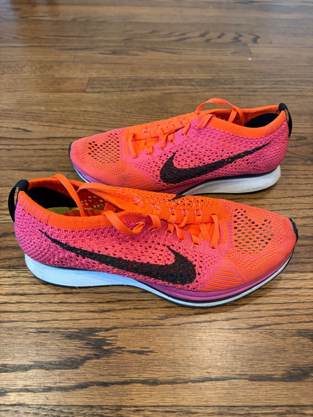 Nike Women’s Flyknit Racer Running Shoes Pink & Orange Black Swoosh size 8